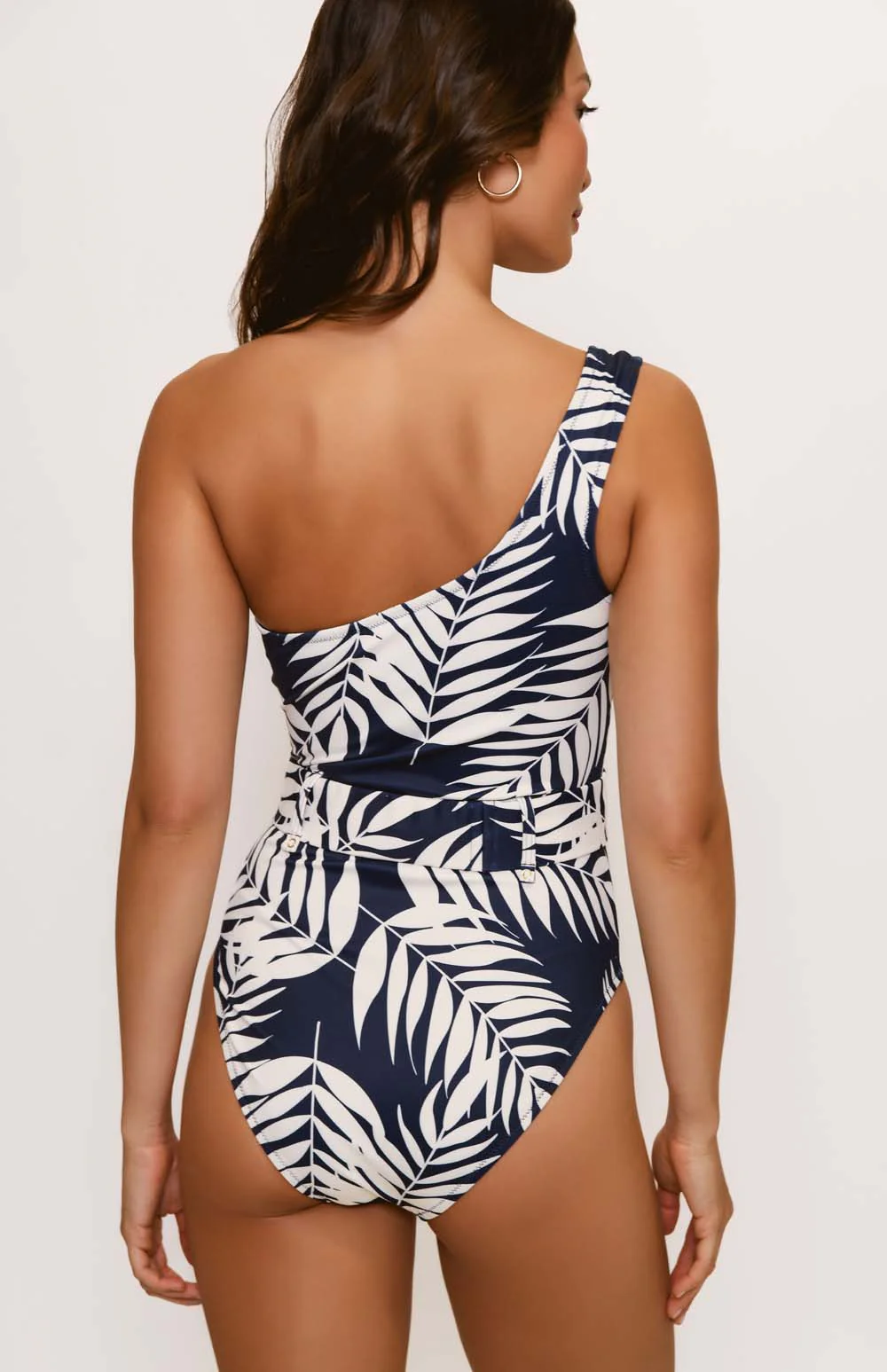bea one-piece - Image 4